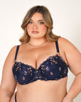 Essence Balconnet Bleu