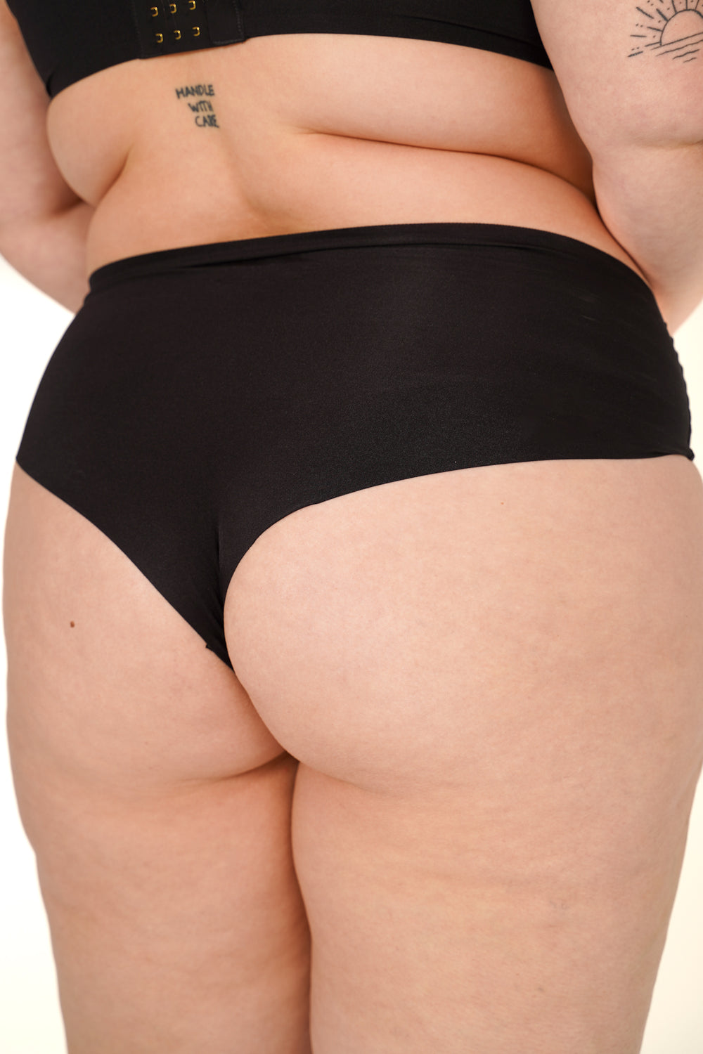 VENTE FINALE- Daily Luxe Culotte Taille Haute Cheeky Noir